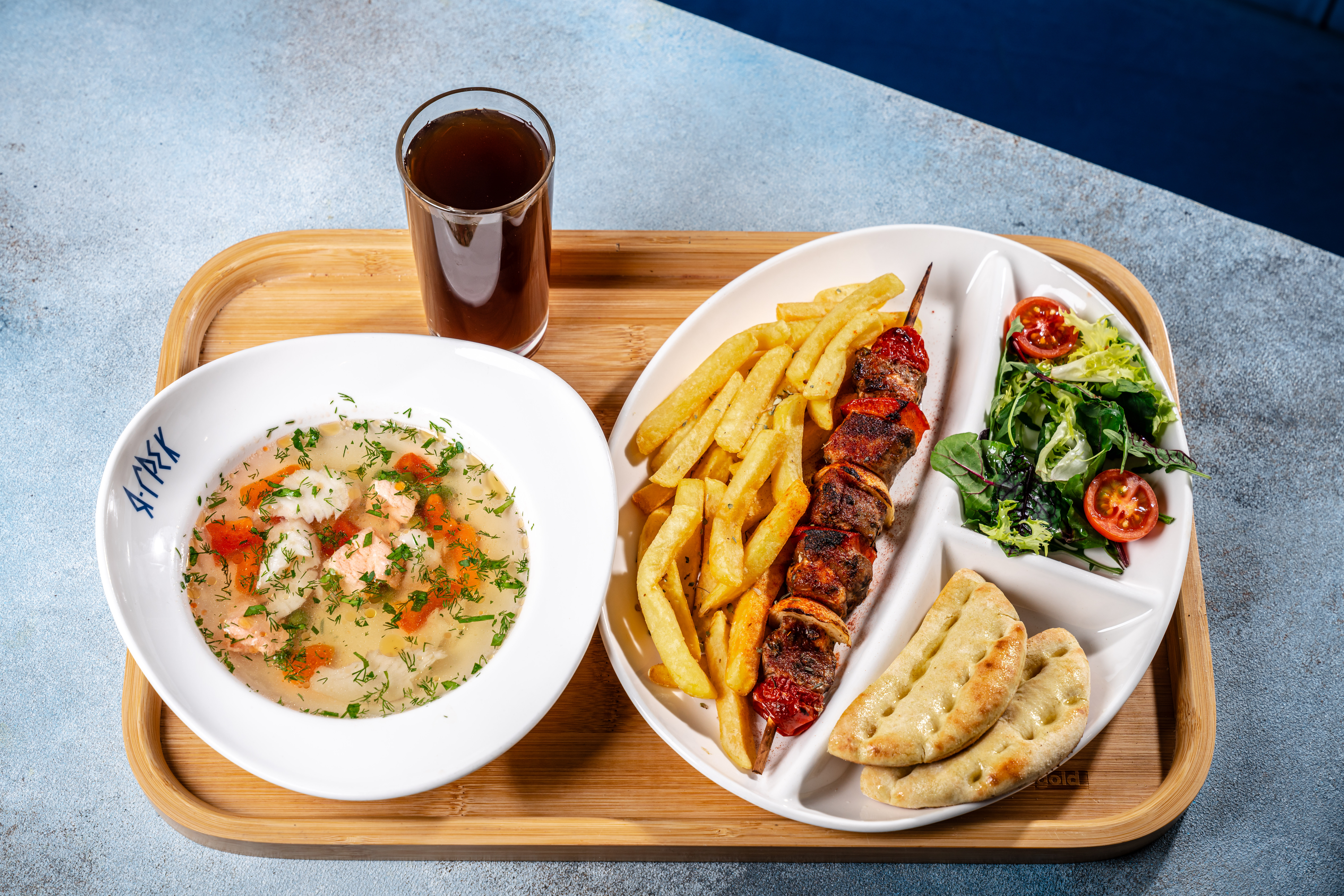 Обід з шашликом з курячого філе + Рибна юшка